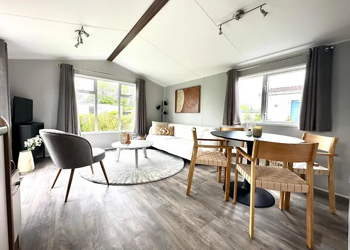 539 Op Recreatiepark De Wielen Шале *