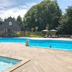 539 Op Recreatiepark De Wielen شاليه *